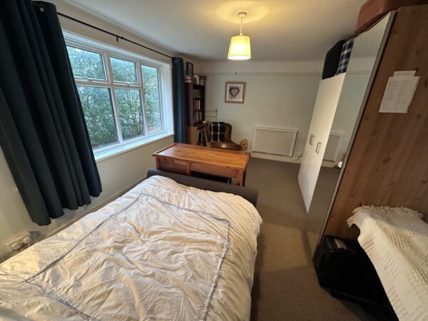 Flat 4 Glyn Court, 37 Archers Road, Banister Park, Southampton S015 2NB