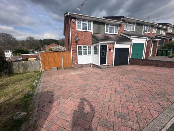 Oakwood Drive, Lordswood, Southampton