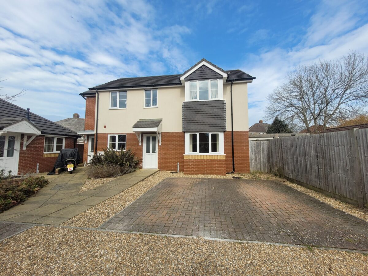 Obelisk road Woolston Southampton