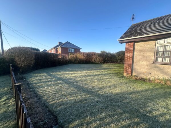 The Bungalow, Jerretts Lane, Nursling, Southampton SO16 0YR