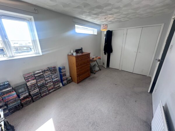 Ridding Close, Shirley, Southampton, SO15 5PN