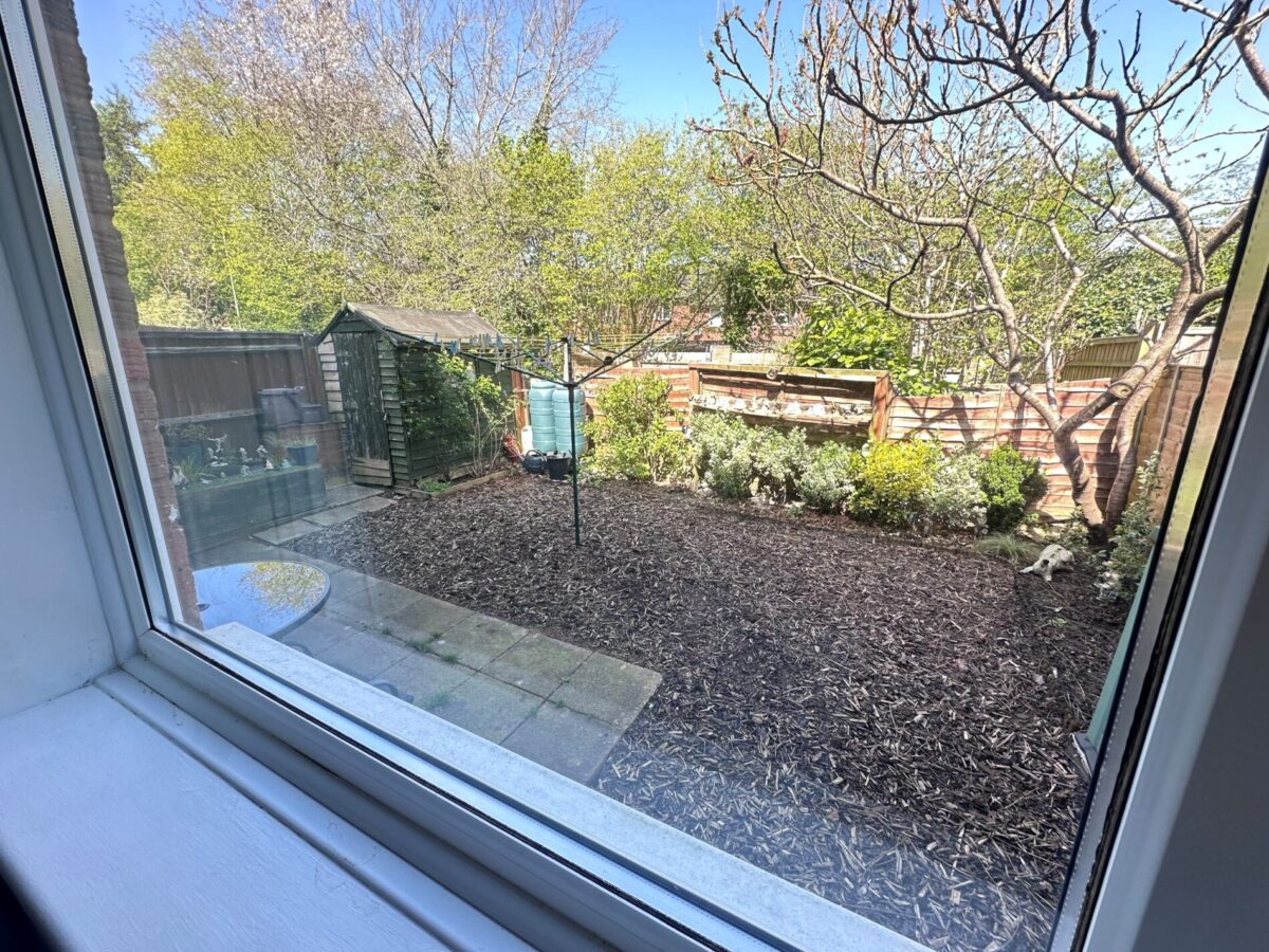 Harbourne Gardens, Chartwell Green, West End, Southampton SO18 3LZ