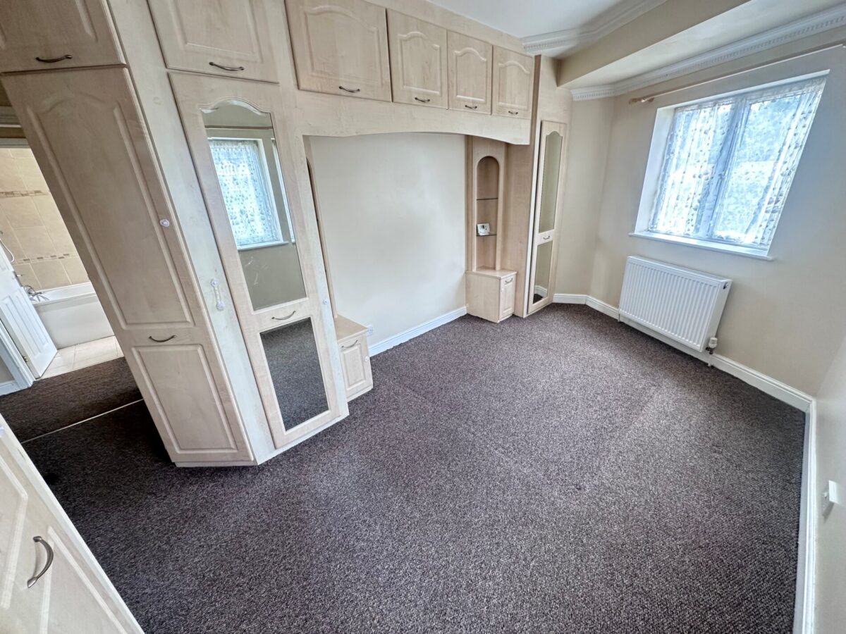 Twyford Avenue, Upper Shirley, Southampton, SO15 5NZ