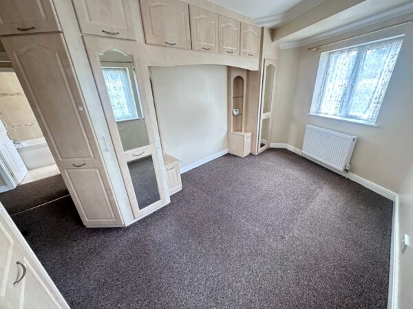 Twyford Avenue, Upper Shirley, Southampton, SO15 5NZ