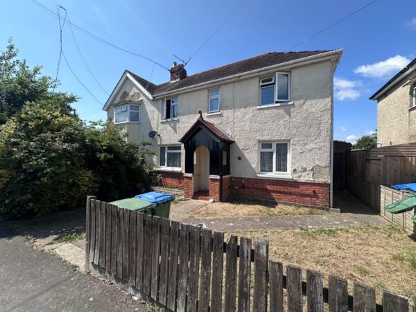 Sycamore Road, Shirley Warren, Southampton, SO16 6BQ
