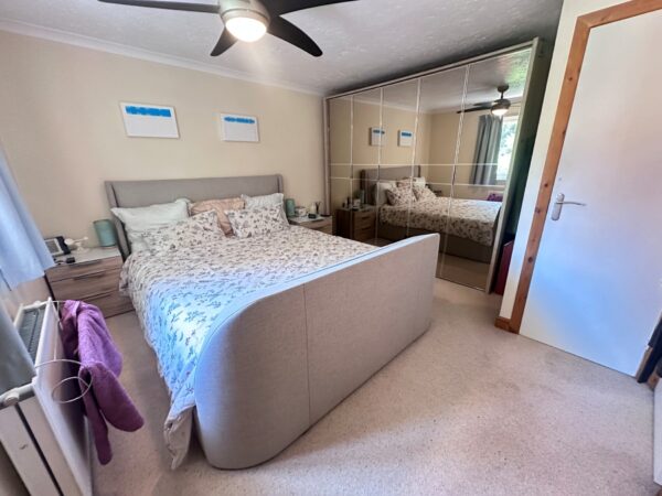 15 Waldon Gardens, West End, Hampshire, SO18 3QL