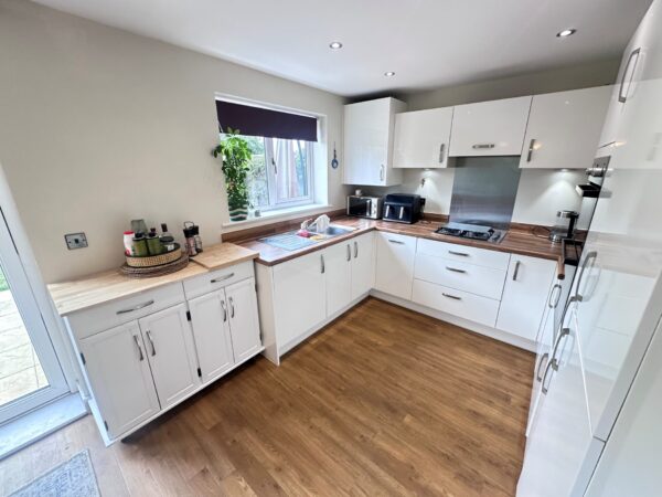 16 Rippon Way, Bursledon, Southampton, S031 8PA