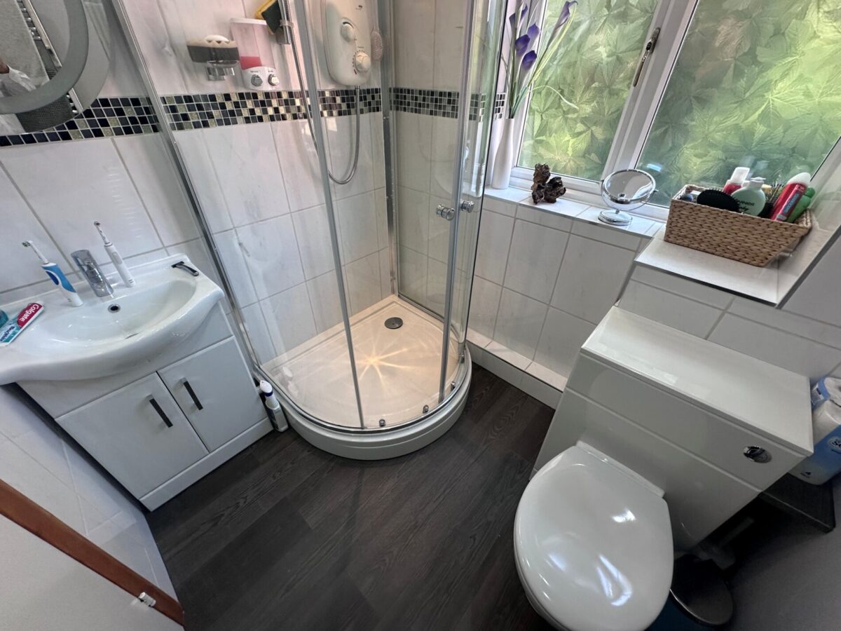 15 Waldon Gardens, West End, Hampshire, SO18 3QL