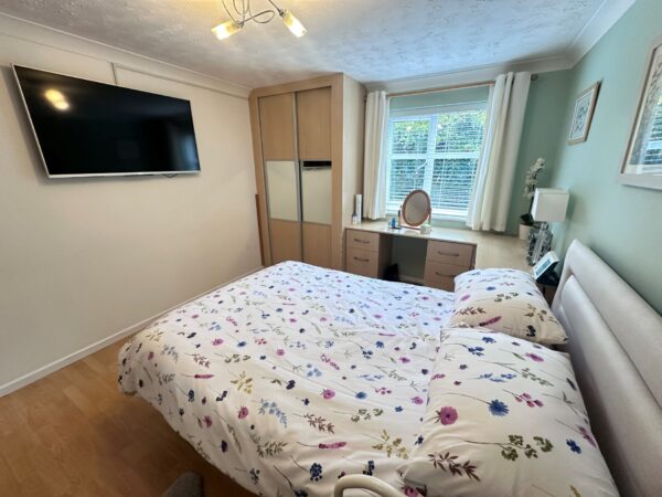 7 Clifton Gardens, 26 Clifton Road, Regents Park, Southampton, SO15 4GX