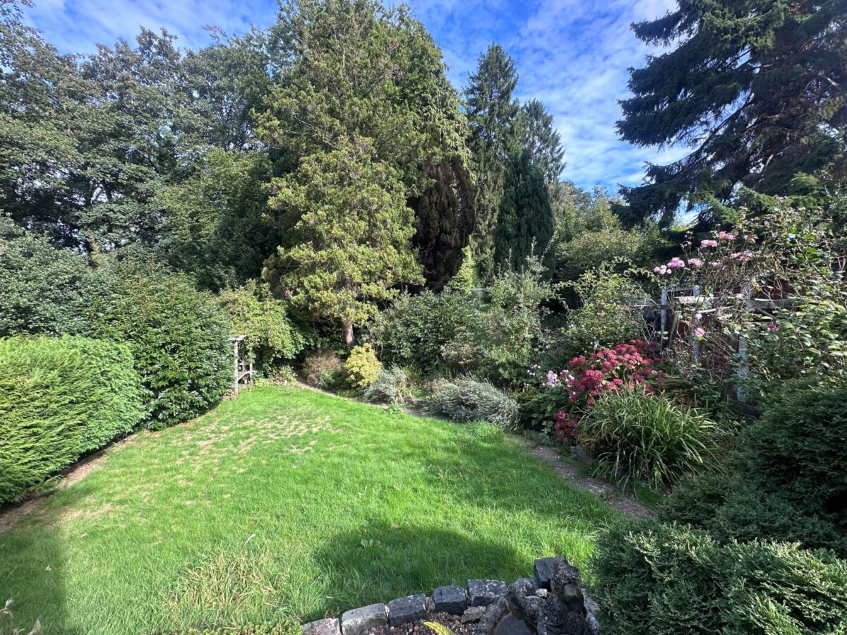Lordswood Road, Lordswood, Southampton, SO16 6SD