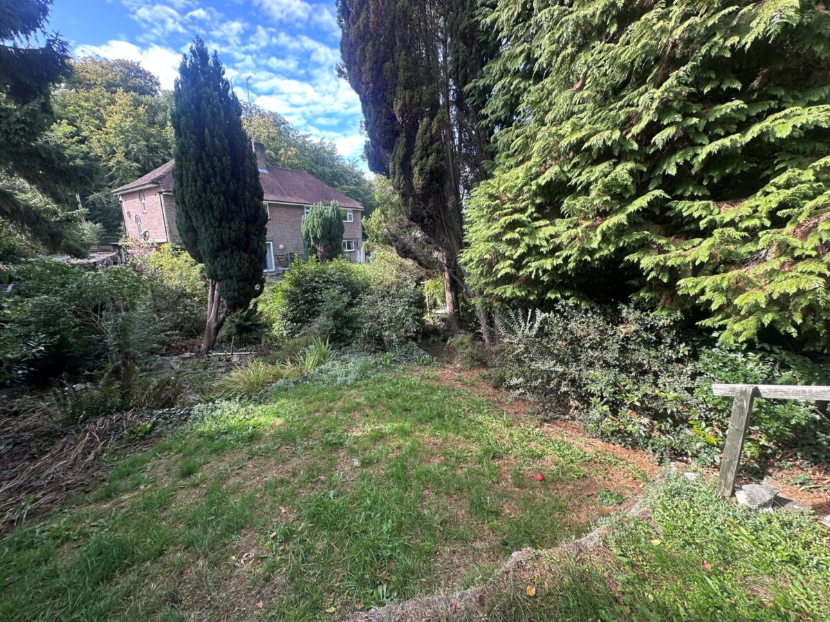 Lordswood Road, Lordswood, Southampton, SO16 6SD