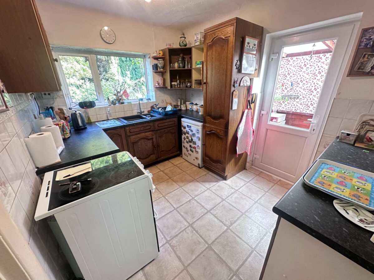 Lordswood Road, Lordswood, Southampton, SO16 6SD