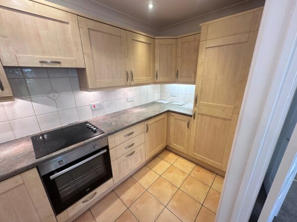 Flat 2 Bellemoor gate, 32 Bellemoor Road, Upper Shirley, Southampton, SO15 7QU