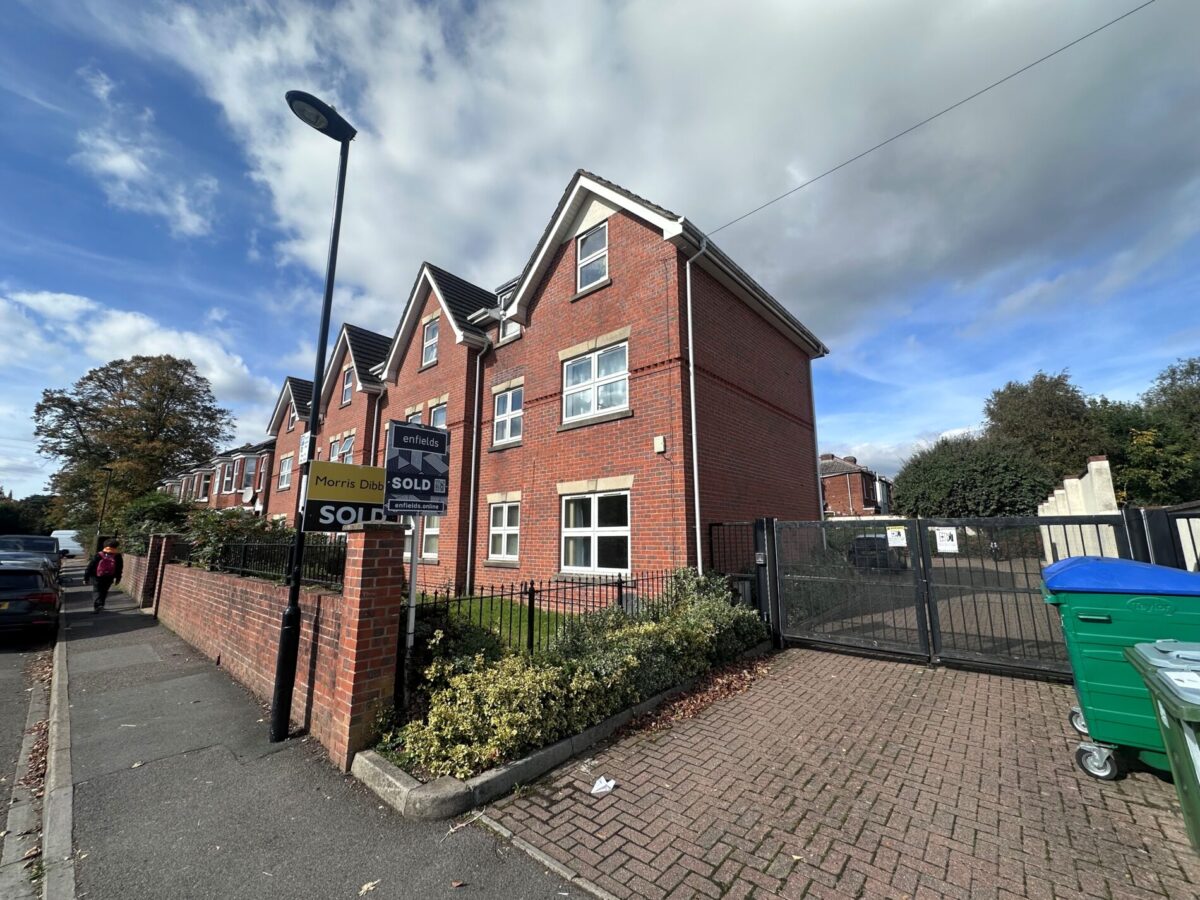 Flat 2 Bellemoor gate, 32 Bellemoor Road, Upper Shirley, Southampton, SO15 7QU