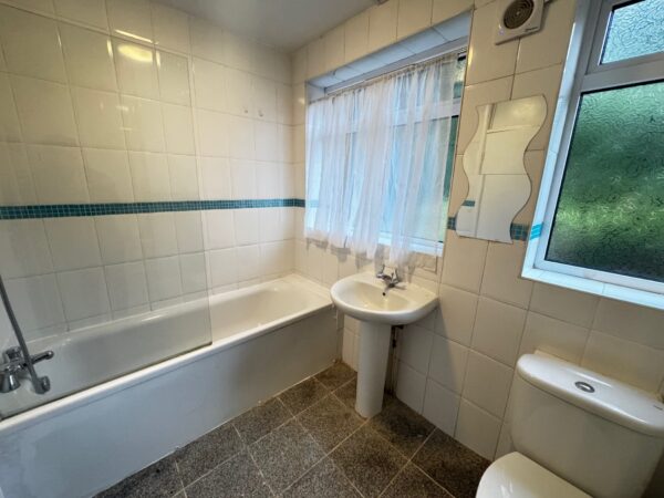 Redwood Way, Bassett, Southampton