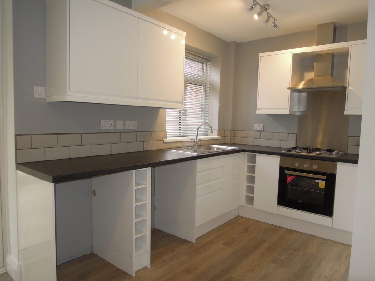 Roselands Gardens, Highfield, Southampton, SO17 1QJ