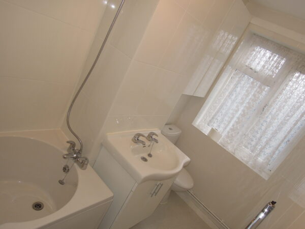 Windrush Road, Millbrook