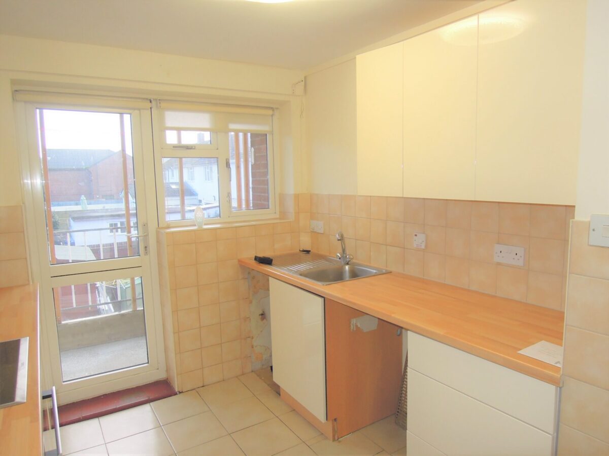 Windrush Road, Millbrook