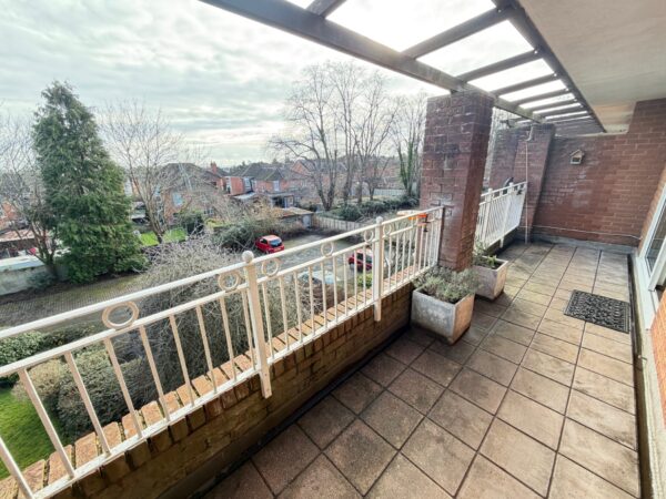 16 West Park Lodge 60 Westwood Road Southampton SO17 1DP