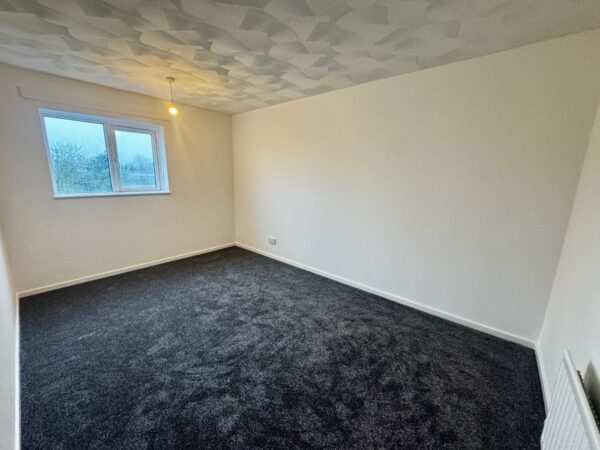 67, Ridding Close Shirley Southampton, SO15, 5PJ