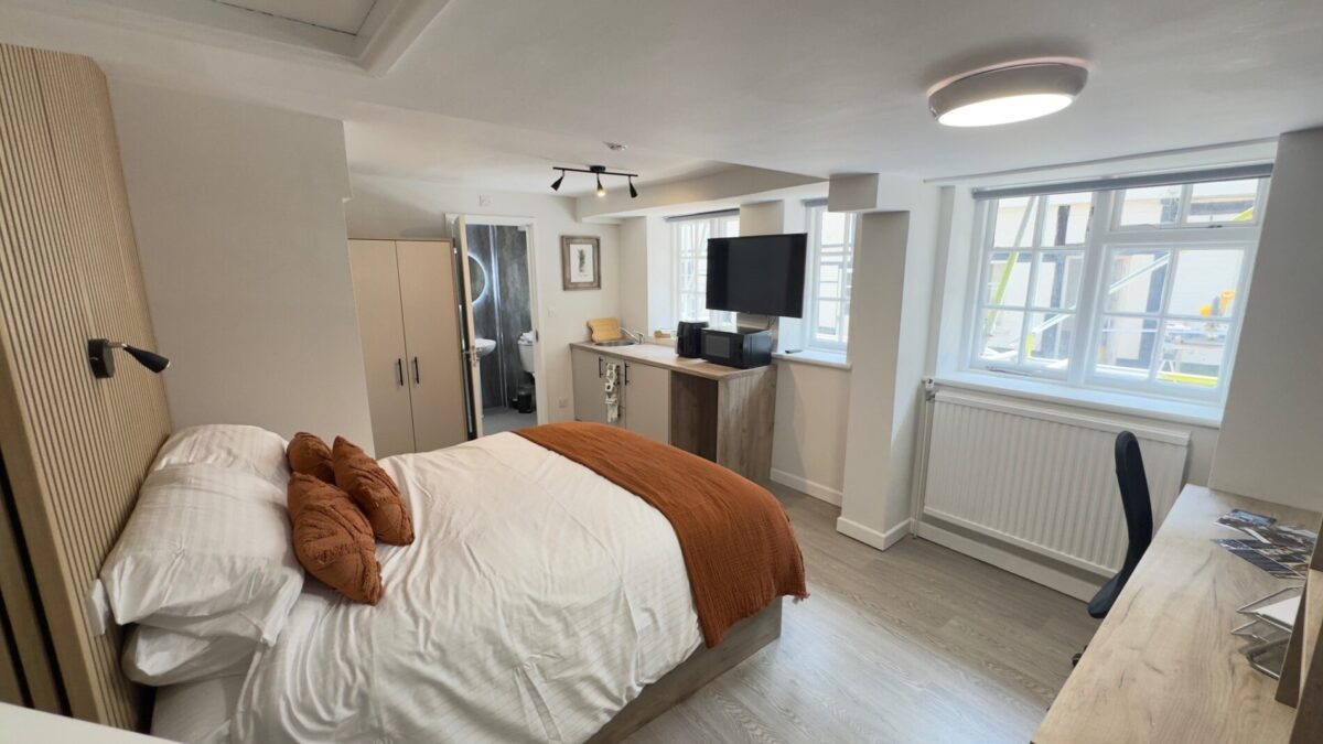 The Dolphin Deluxe, Boutique Student Living