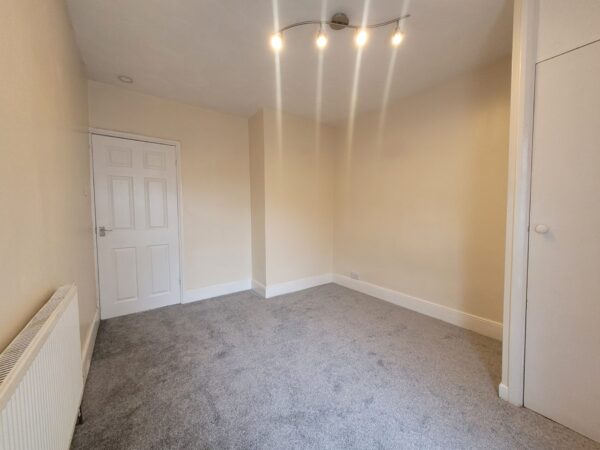 Harold Road, Shirley