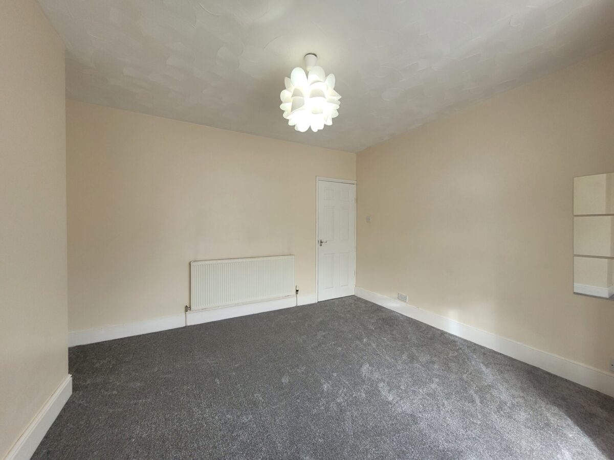 Harold Road, Shirley