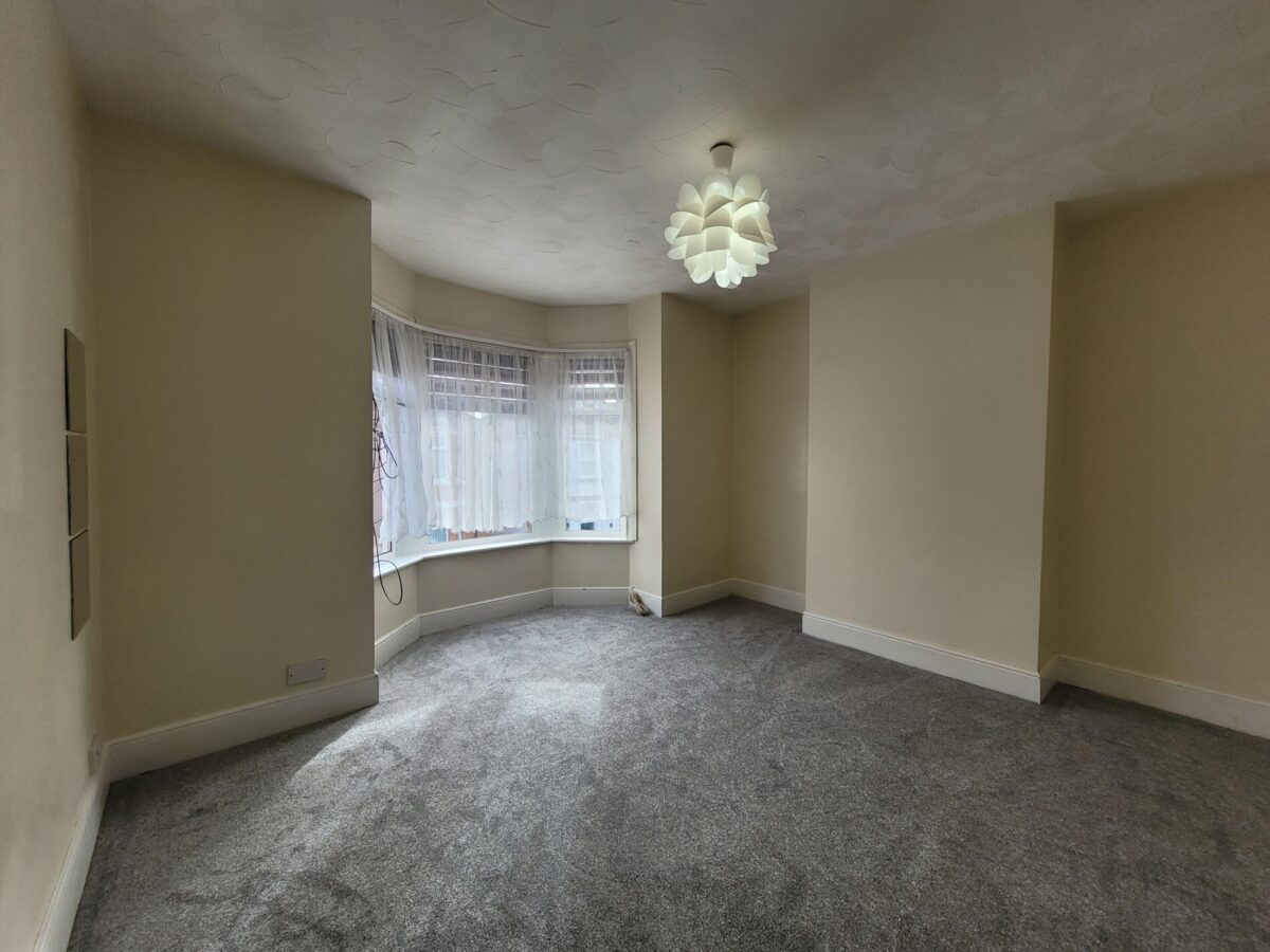 Harold Road, Shirley