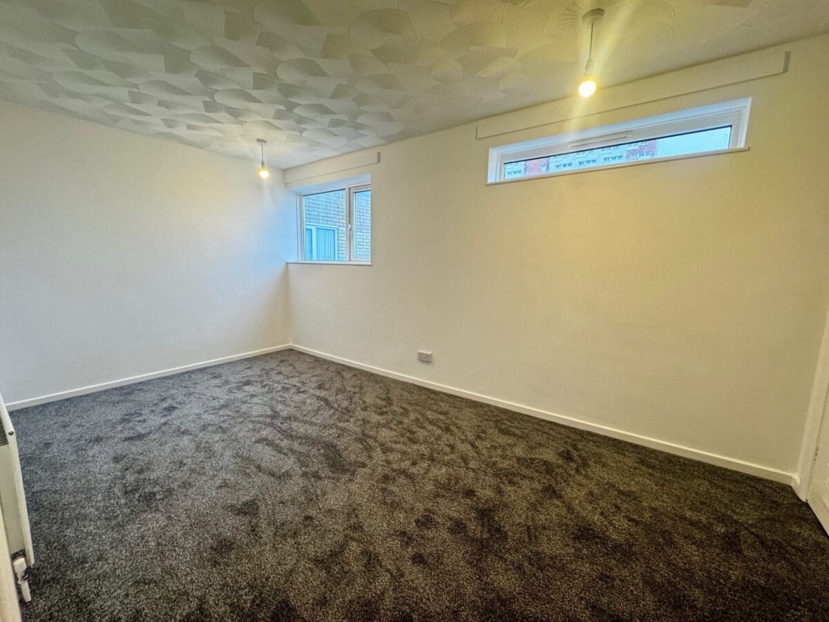 67, Ridding Close Shirley Southampton, SO15, 5PJ