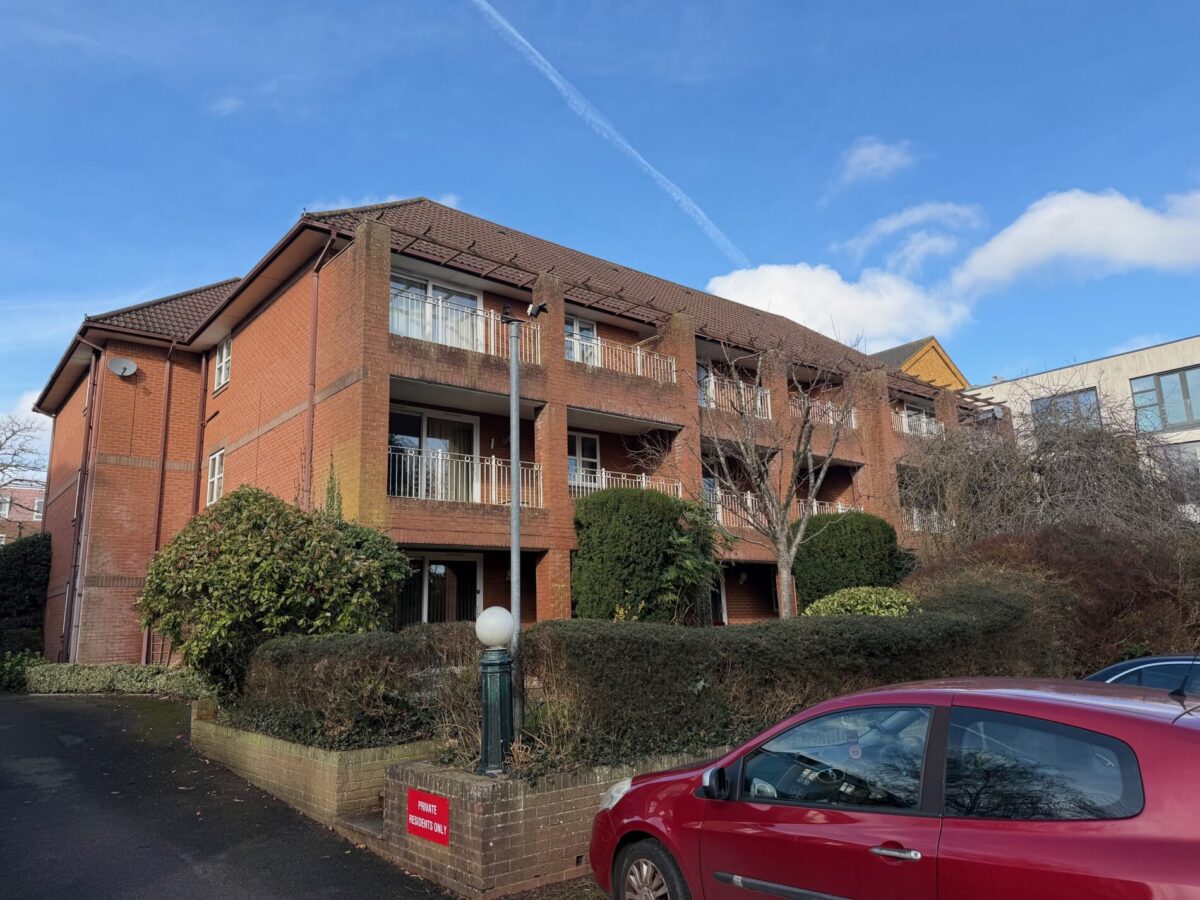 16 West Park Lodge 60 Westwood Road Southampton SO17 1DP