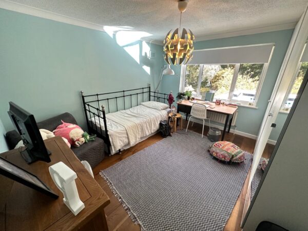 Chalk Hill, West End, Southampton, SO18 3BY