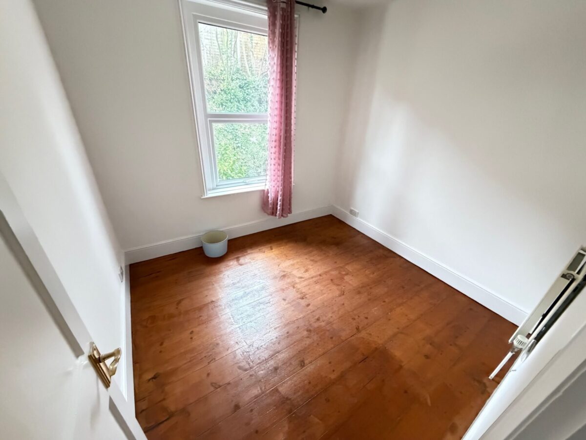 Woodside Road, Portswood, Southampton, SO17 2GU