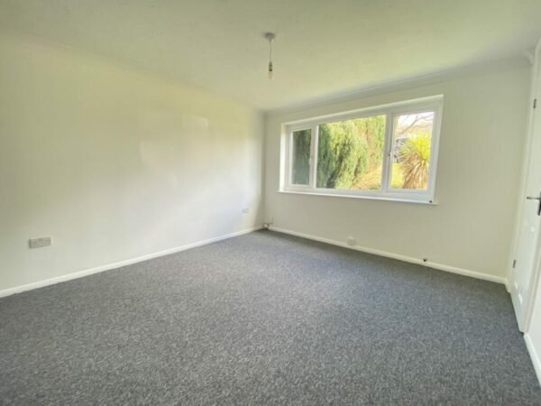 26 Tickleford Drive Weston Southampton SO19 9AU