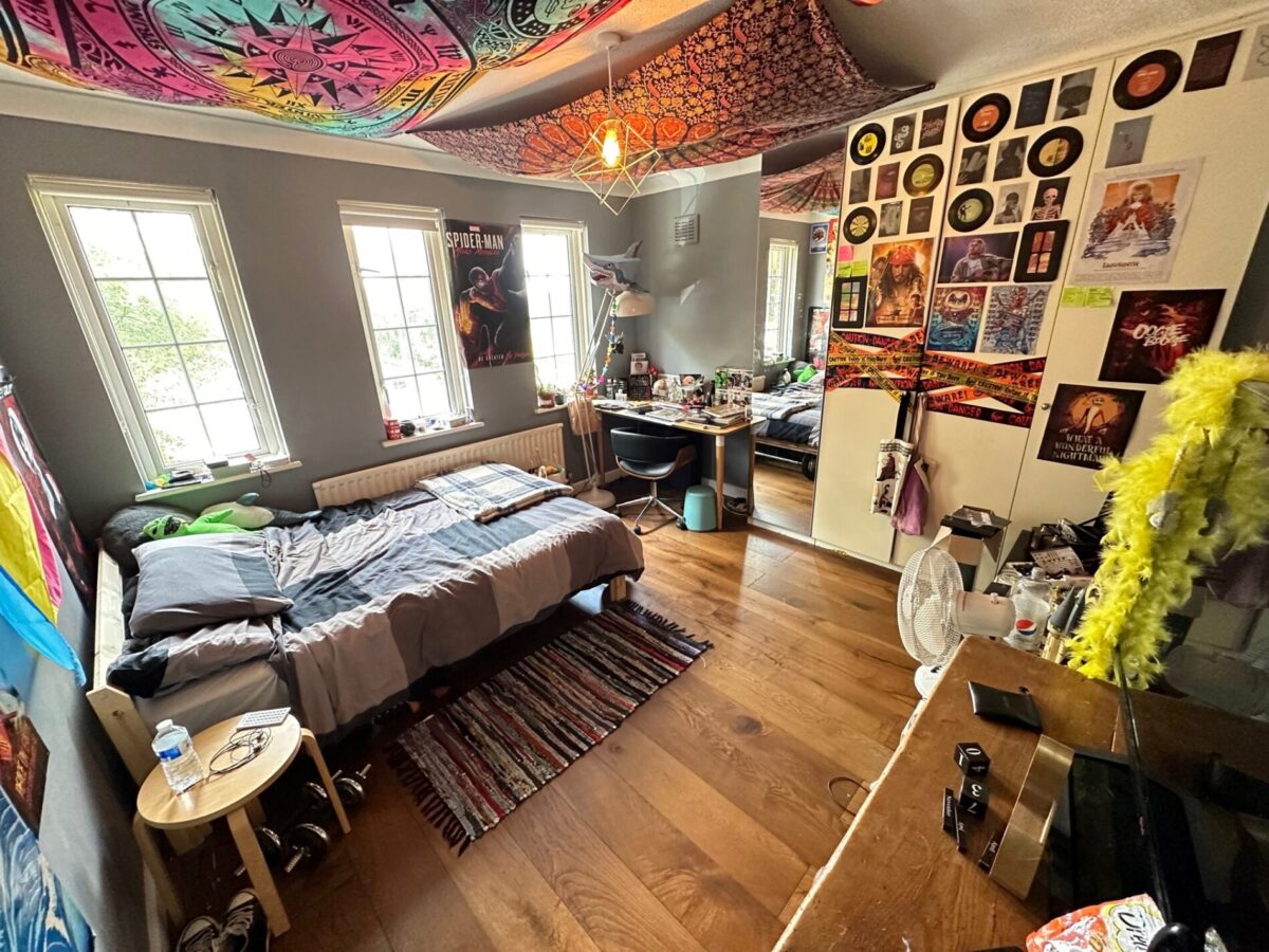 Chalk Hill, West End, Southampton, SO18 3BY