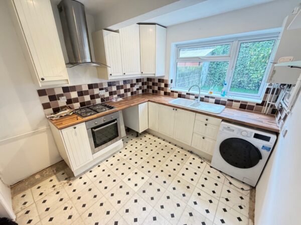 Woodside Road, Portswood, Southampton, SO17 2GU