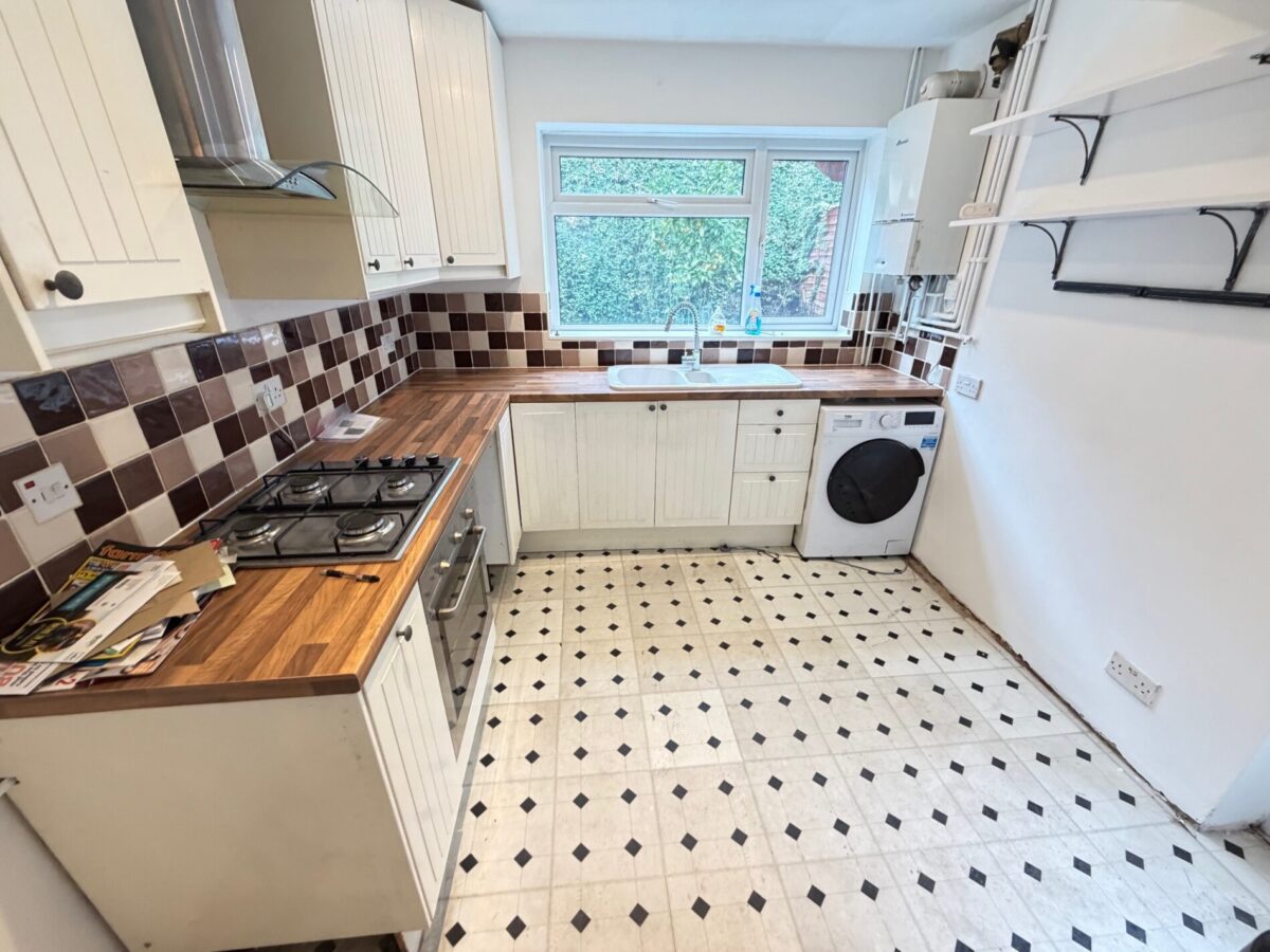 Woodside Road, Portswood, Southampton, SO17 2GU