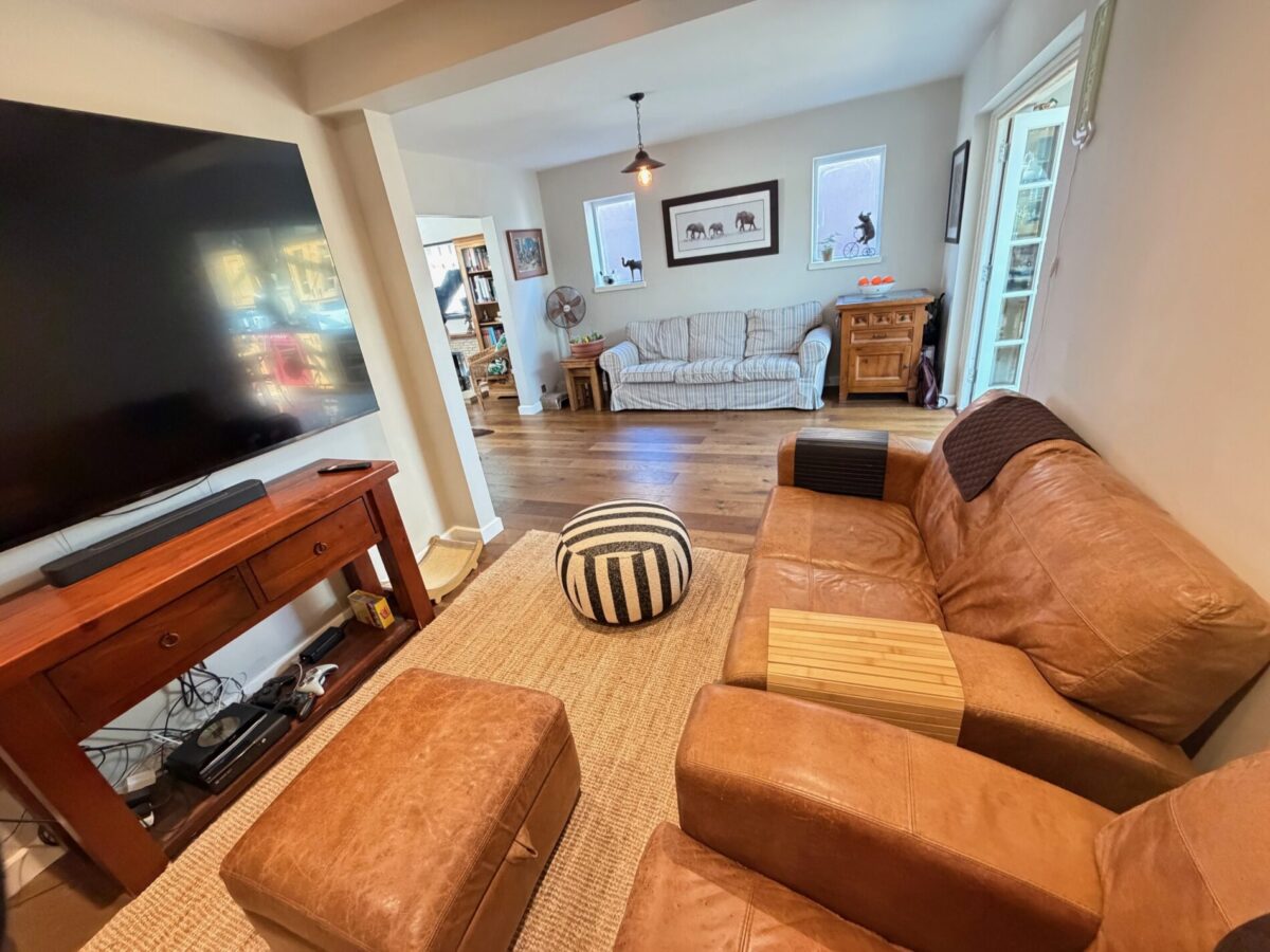 Chalk Hill, West End, Southampton, SO18 3BY