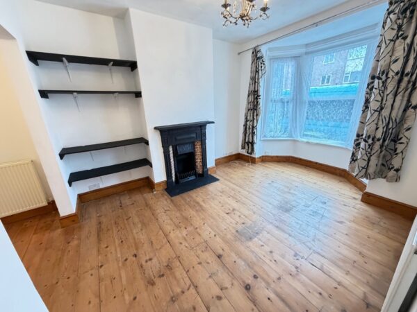 Woodside Road, Portswood, Southampton, SO17 2GU