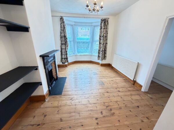 Woodside Road, Portswood, Southampton, SO17 2GU