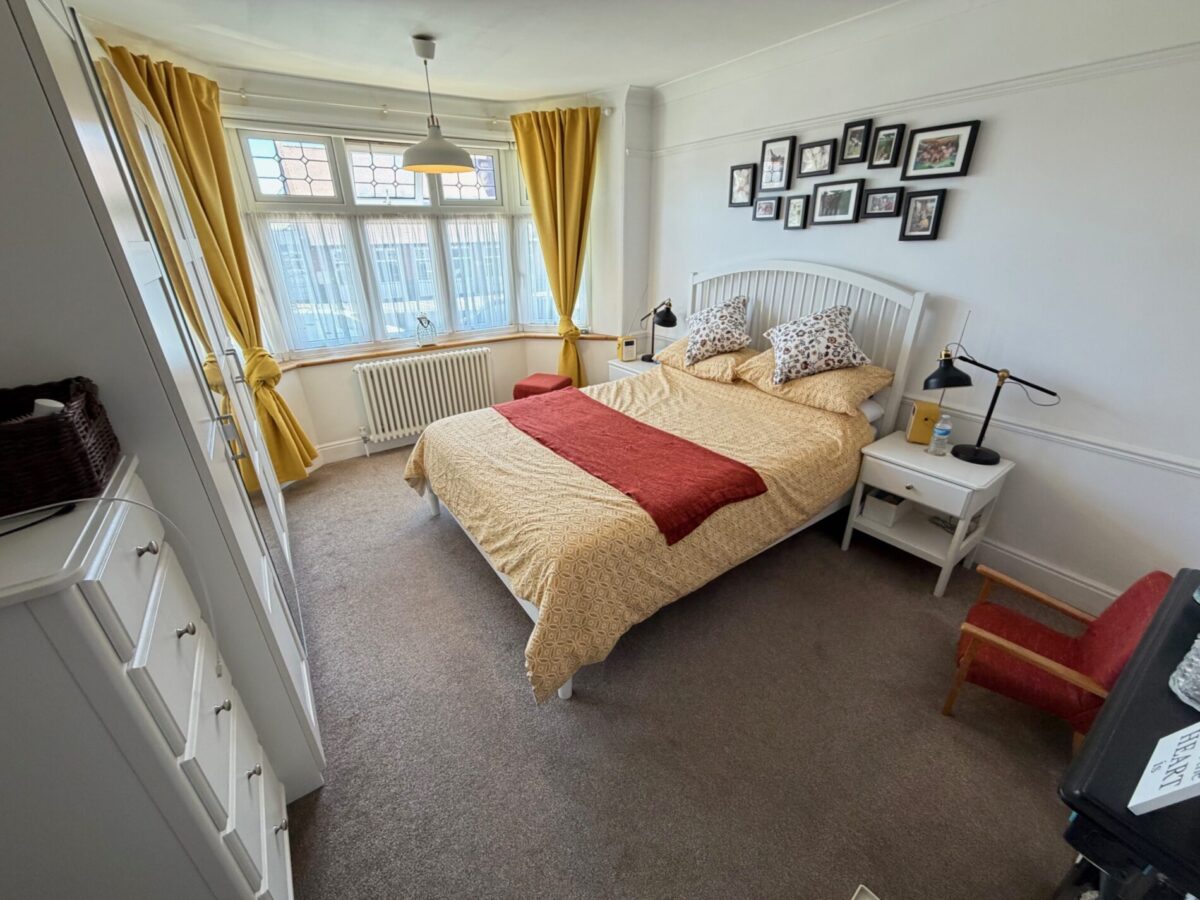 King Edward Avenue, Regents Park, Southampton, SO16 4DL