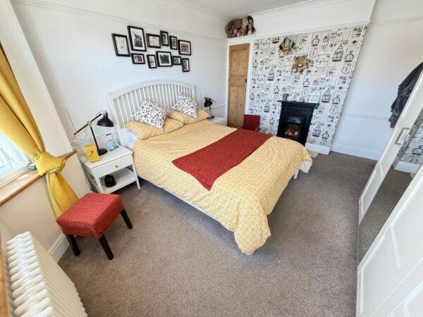 King Edward Avenue, Regents Park, Southampton, SO16 4DL