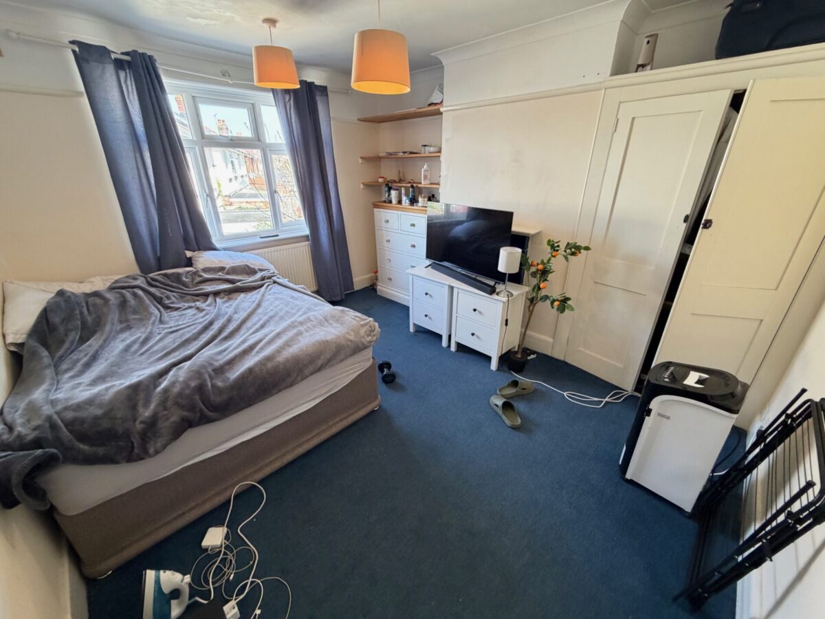 Stanton Road, Regents Park, Southampton, SO15 4HS