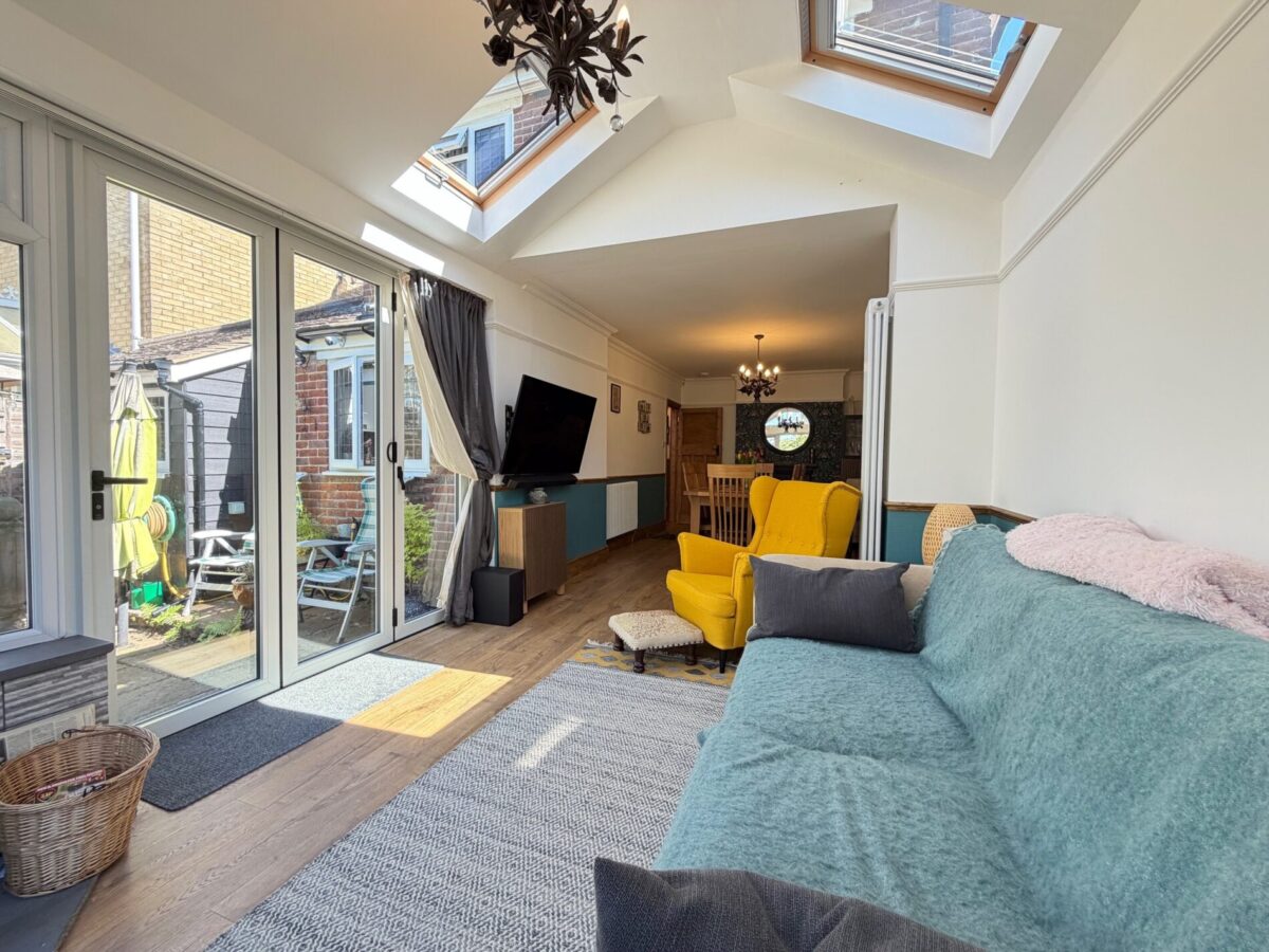 King Edward Avenue, Regents Park, Southampton, SO16 4DL