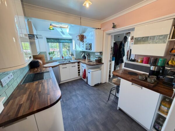 King Edward Avenue, Regents Park, Southampton, SO16 4DL