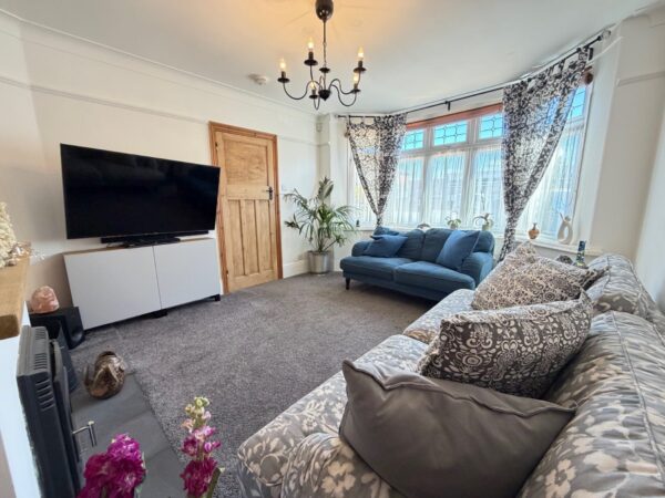 King Edward Avenue, Regents Park, Southampton, SO16 4DL