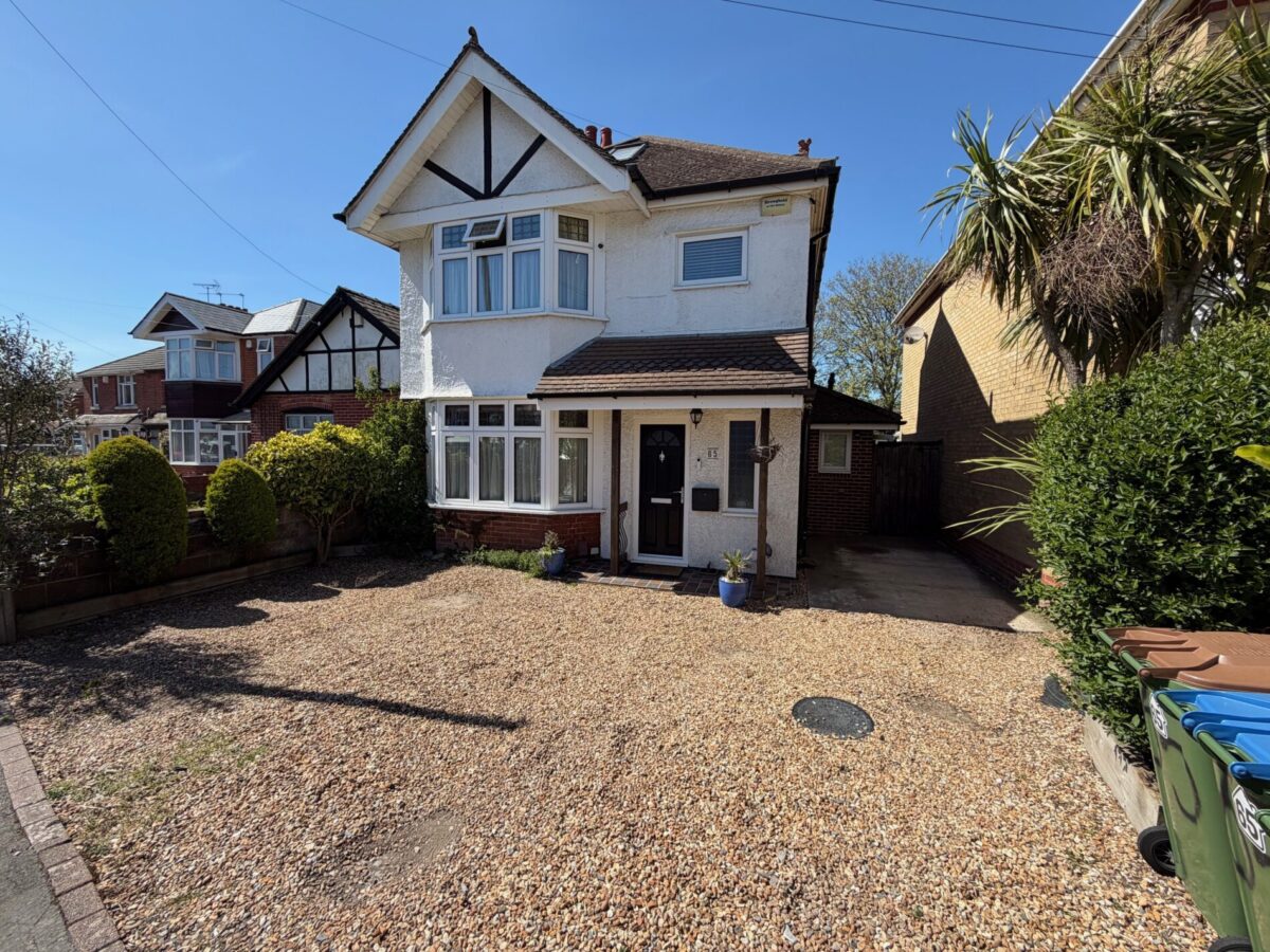 King Edward Avenue, Regents Park, Southampton, SO16 4DL