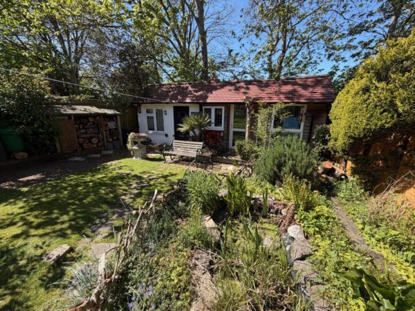 King Edward Avenue, Regents Park, Southampton, SO16 4DL