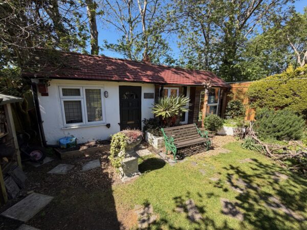 King Edward Avenue, Regents Park, Southampton, SO16 4DL