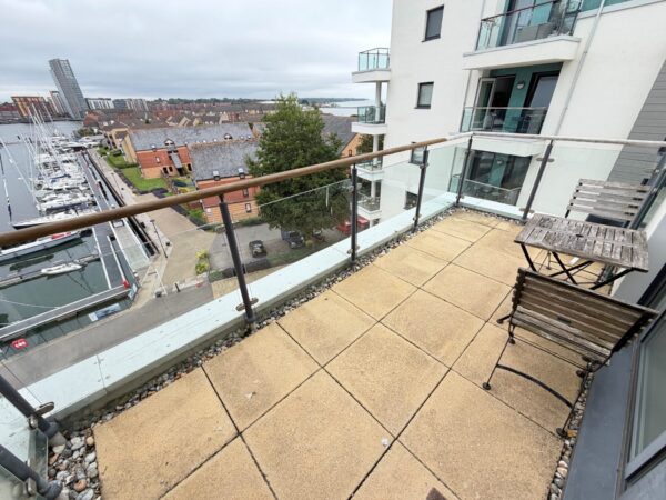 Colbalt Quarter, Maritime Walk, Ocean Village, Southampton, SO14 3JY