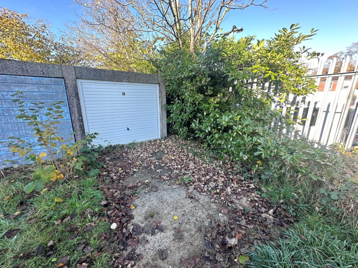 Killarney Close, Sholing, Southampton, SO19 0PW